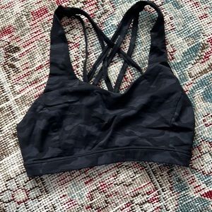 Lululemon sports bra